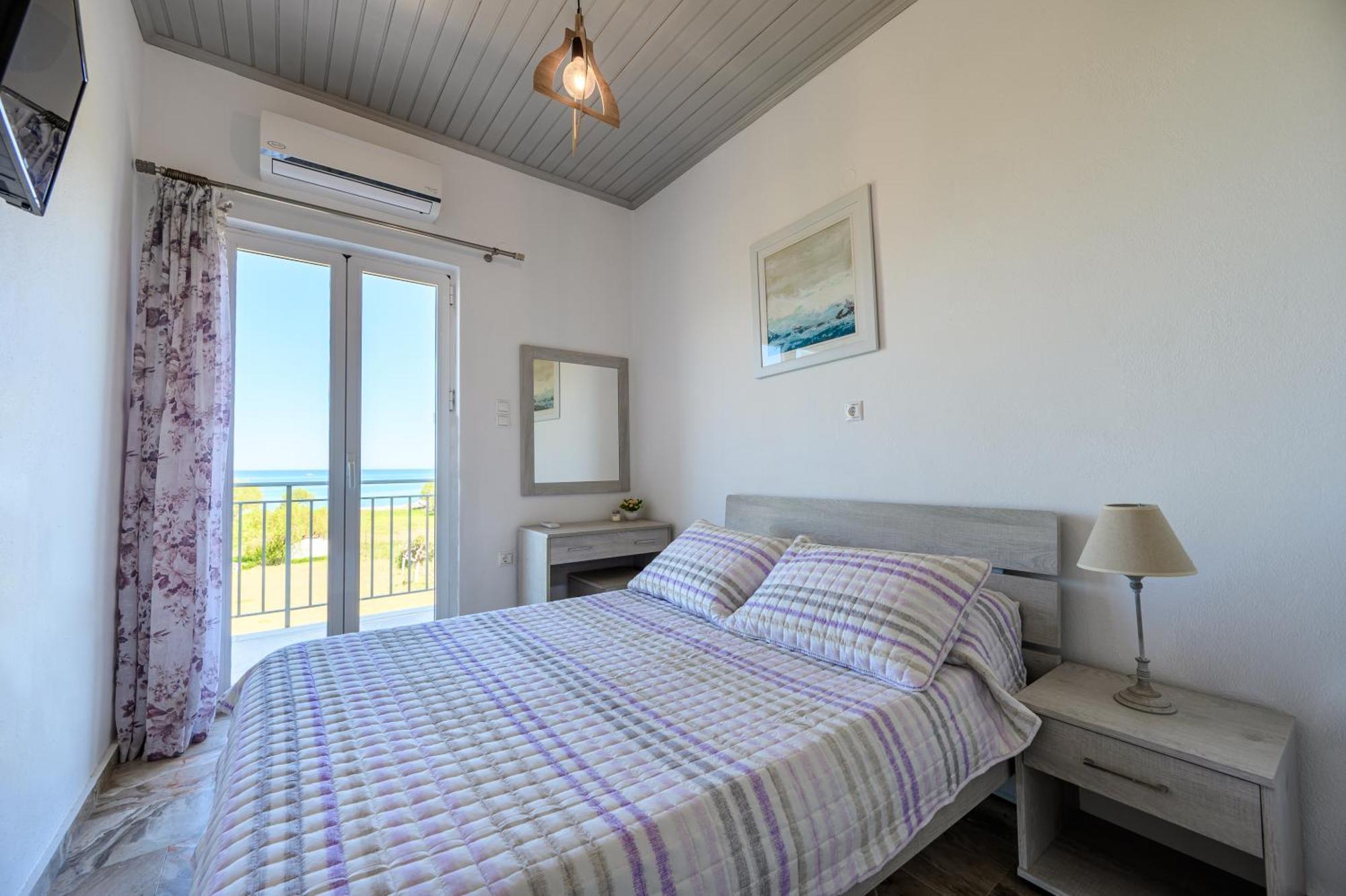 Beachfront First-Floor Suite Georgioupoli Dış mekan fotoğraf